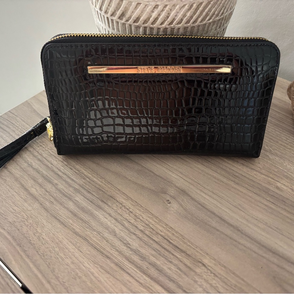 Steve Madden Black Croc Embossed Clutch